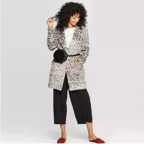 A New Day | Leopard Faux Fur Coat - Picture 2 of 7